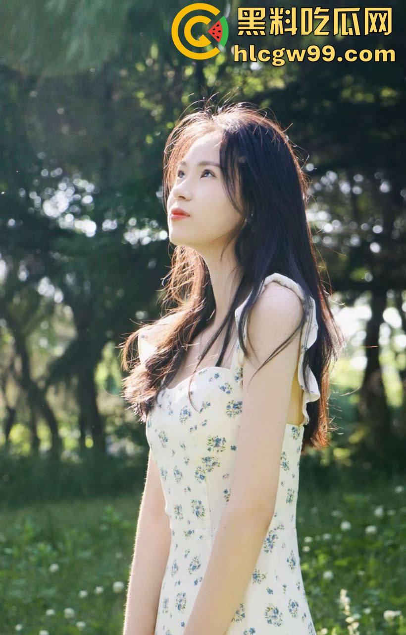 北师大绝美校花【媛媛】蜜桃翘臀自慰私拍,清纯脱俗的舞蹈生颜值堪比明星-10