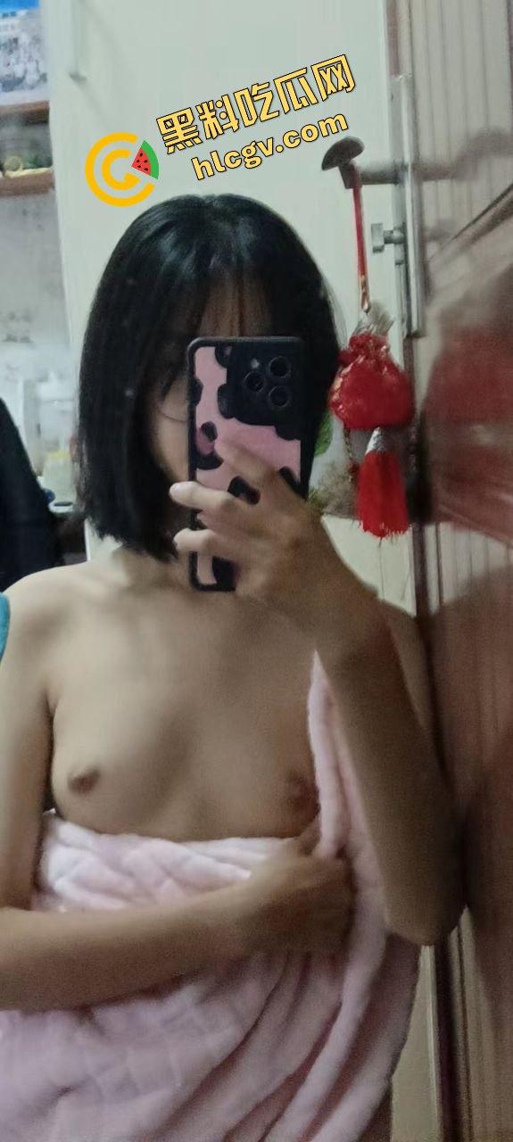 平江县职业技术学校 职高反差骚货『苑诗雨』发骚裸拍嫩乳 与男友做爱视频泄密 独家曝光流出!-8