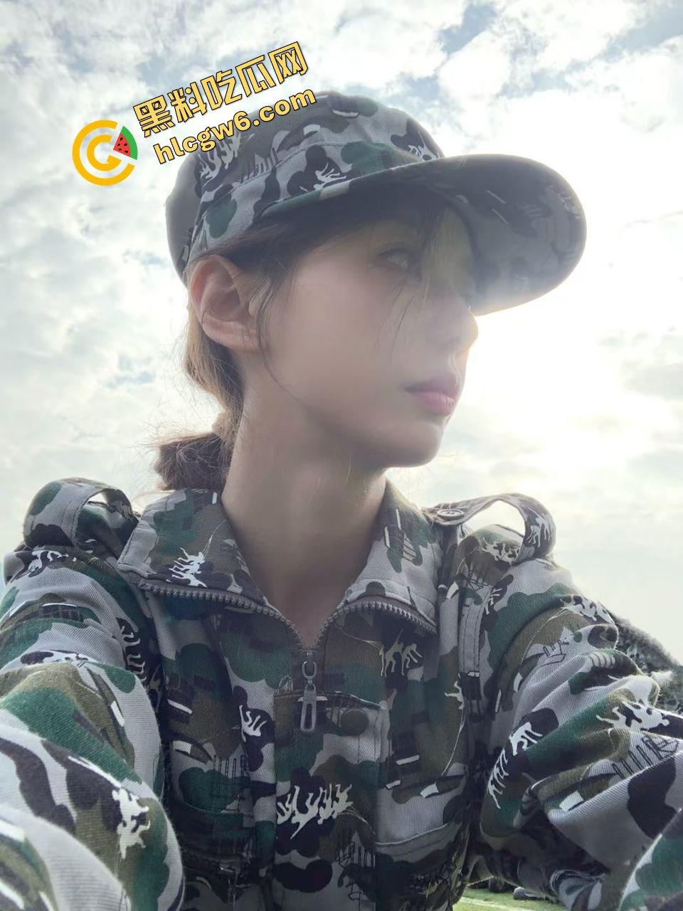 重庆商务职业学院反差婊母狗『朱馨玥』大学滥交无数单男 白虎逼被多体位爆操!独家曝光流出!-1