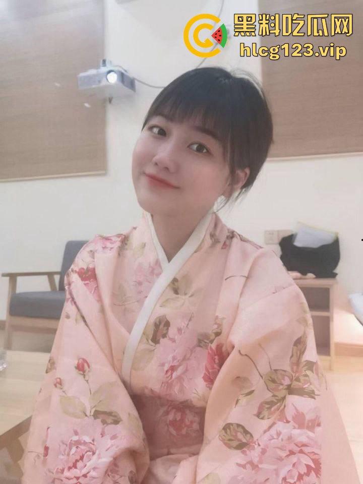 刚毕业女大学生遭男友威胁!私密高清全程录播曝光,尺度口交画面令人震惊!-5