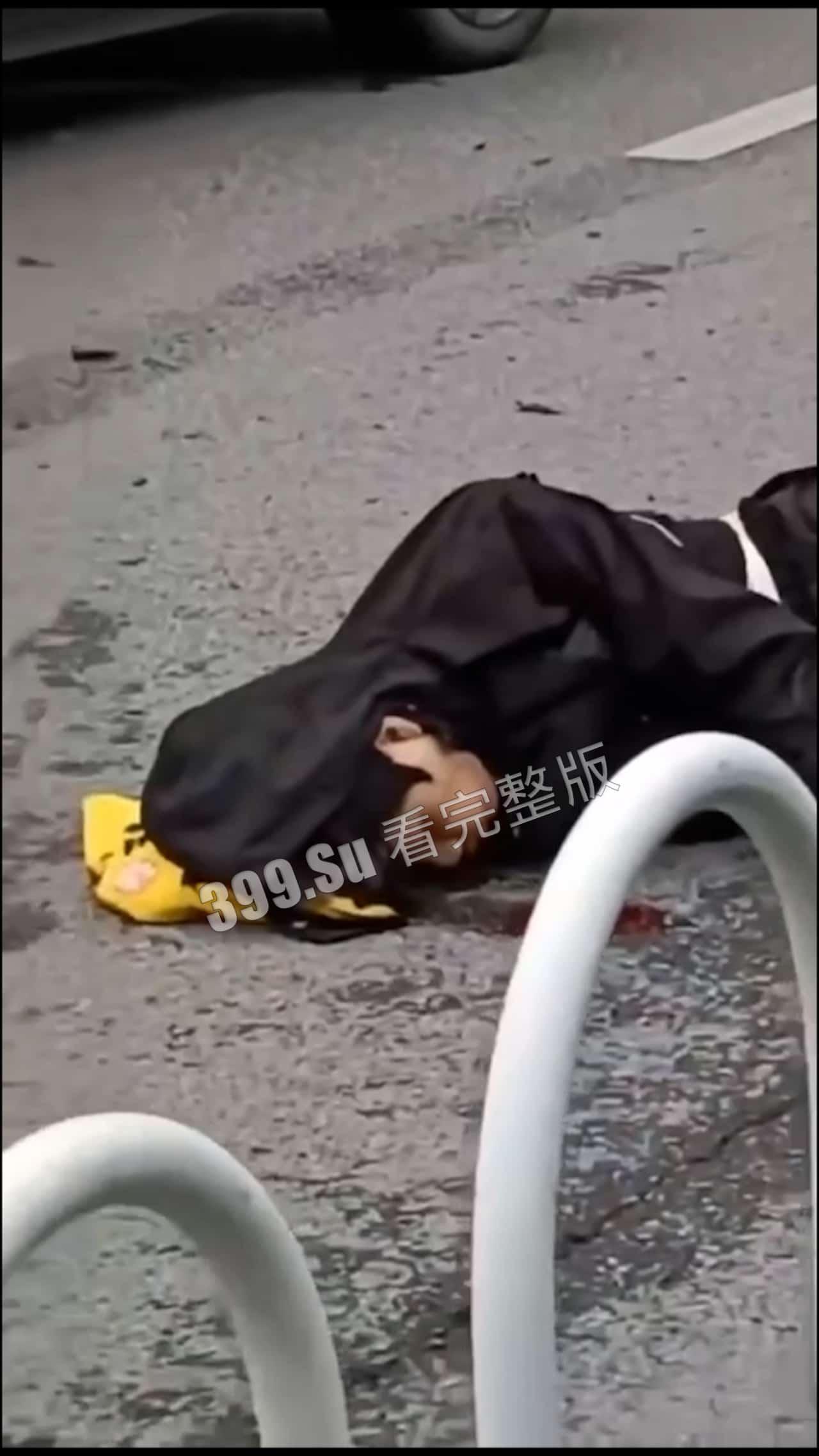 慎点！车祸现场合集，心理承受能力低的瓜友勿点，内有血腥场面-4