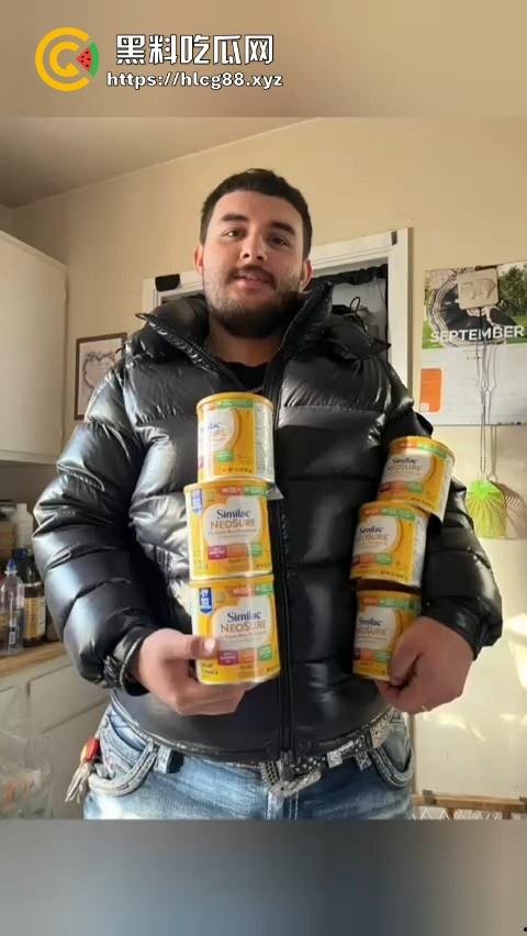 直播界的人才真多 为了礼物直播玩俄罗斯转盘然后死了 真枪实弹 可能就是外国人少的原因!-2