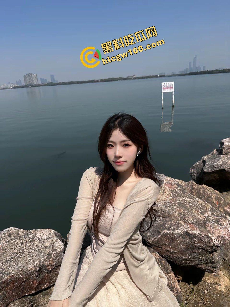 奥迪大哥社交软件上网聊大学妹【许佳】车上湿了换内裤 ,约炮而出酒店爆操嫩逼翘臀!独家原创曝光流出!-6