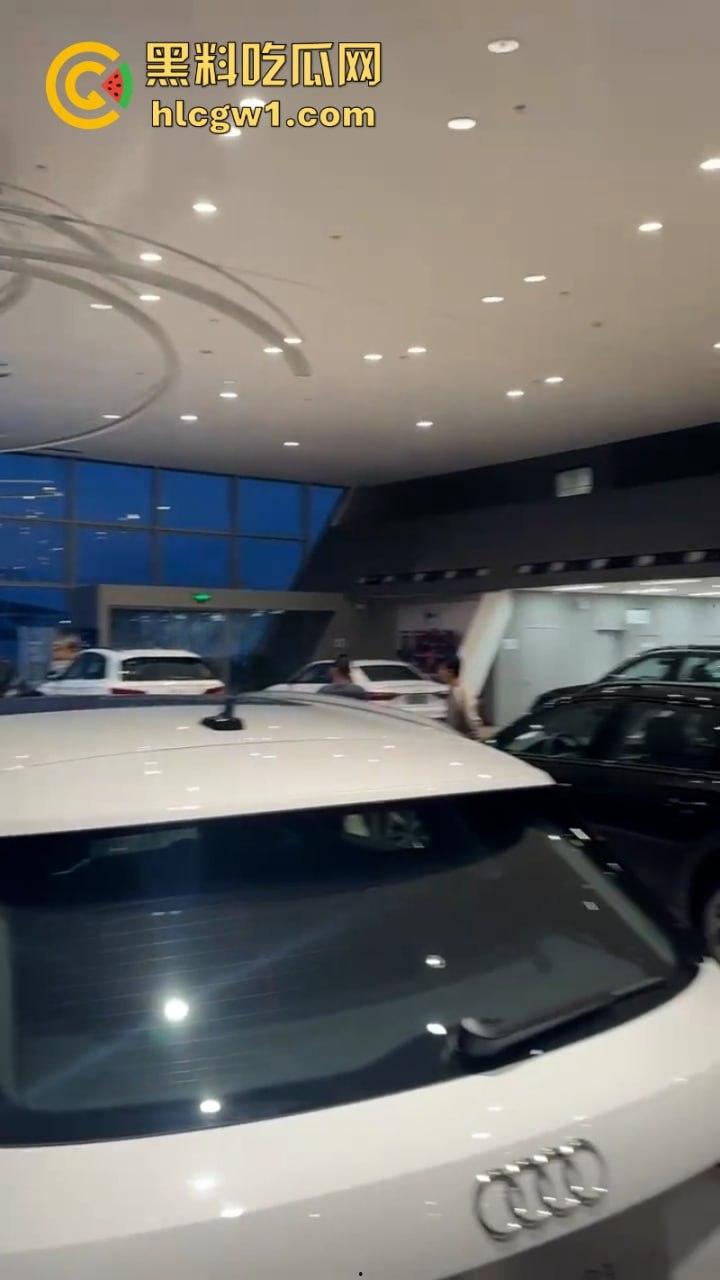 天津永濠奥达4s店关门卷款跑路 现场汽车无人问津 进口车现在这么惨吗?-5