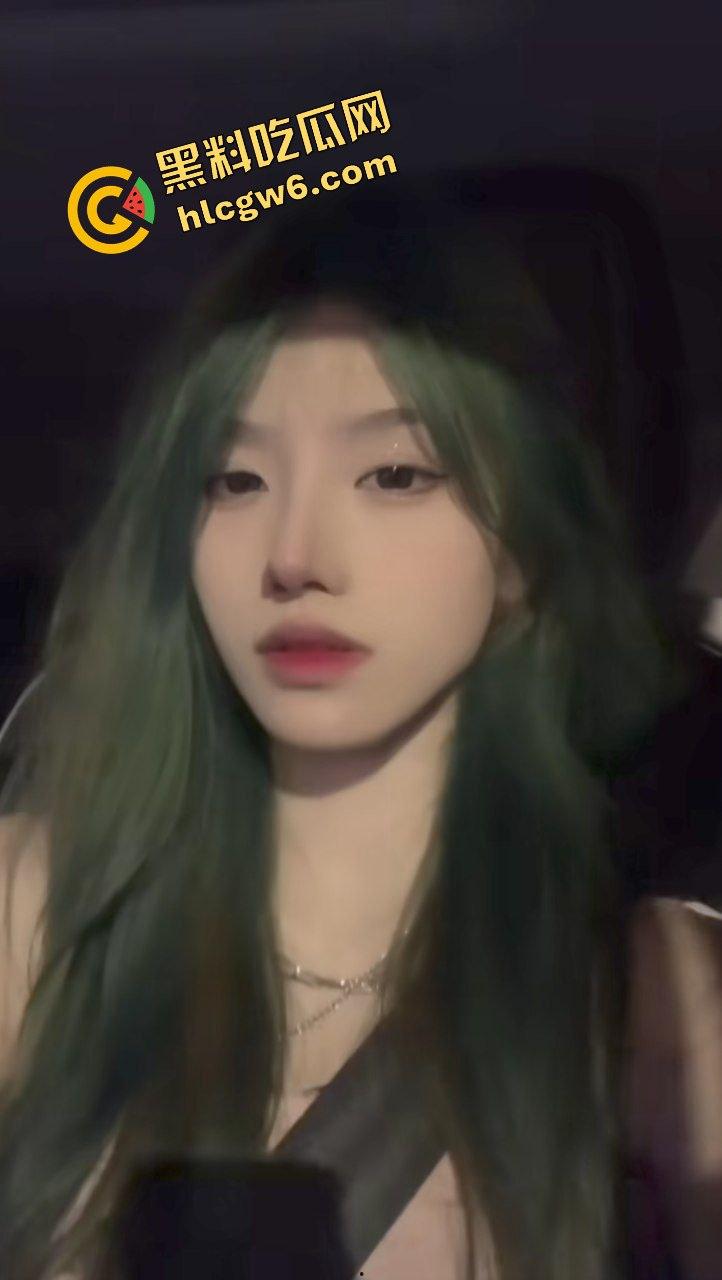 成都青羊区绿发反差婊骚鸡『孙紫滢』口交嗦屌超投入 后入爆干淫逼淫叫!独家流出!-5