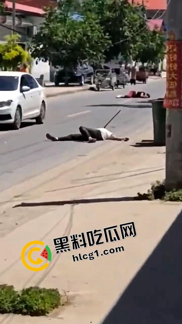 保定曲阳县打架斗殴 打到最后拿刀砍人 三人命丧当场 一地尸体 现场视频流出-4