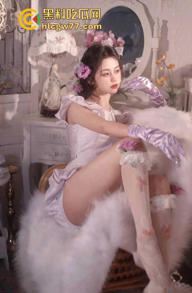 苏州平面模特【张玉颖】恋爱期间跟自己男友玩裸聊视频自慰被渣男分手曝光 颜值超高鲍鱼也是真的很黑!-4