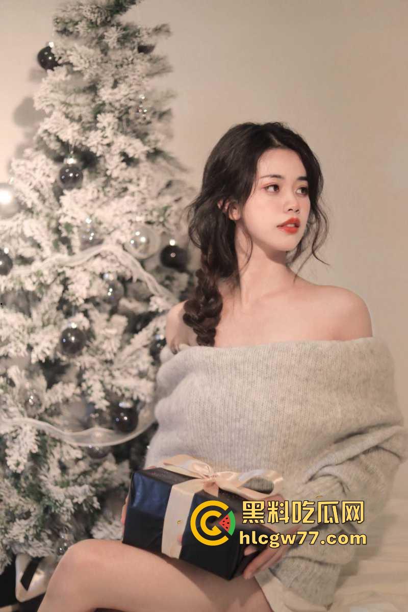 苏州平面模特【张玉颖】恋爱期间跟自己男友玩裸聊视频自慰被渣男分手曝光 颜值超高鲍鱼也是真的很黑!-6