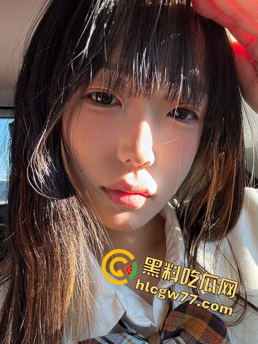 武汉大学城清纯学妹被套路!奶茶诱惑到酒店,无套插入内射,嫩身材反差炸裂!-1