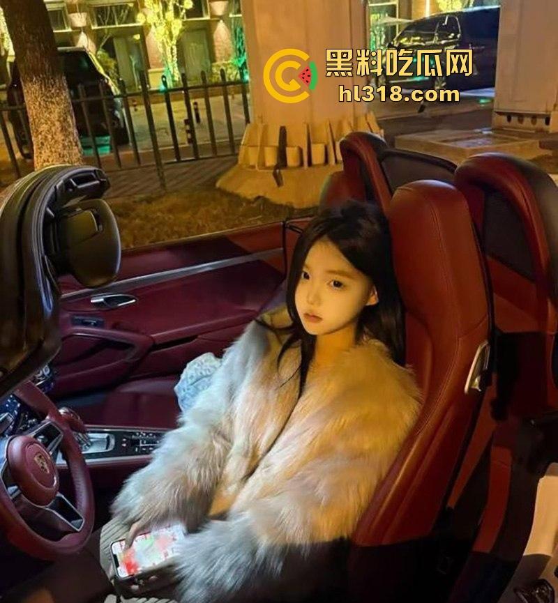 湖南长沙【申雅琴】抖音招嫖聊天记录曝光,高颜值母狗外出下海,酮体白嫩美乳丰盈,尽显骚鸡本色!-6