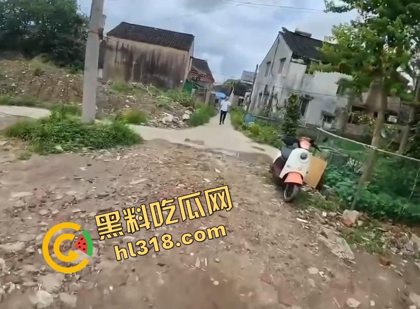 爱情小巷24小时快餐探店需谨慎,支付宝微信成证据链,早起的鸡才有巴吃,别吃个快餐人进去了!-10