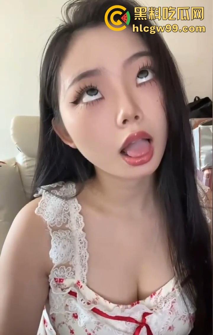 抖音『狐妍 』江西小坦克,彩礼漫天要价,大哥8K连送福利视频带骗炮,爽完直接跑路,白操这辆小坦克!-4