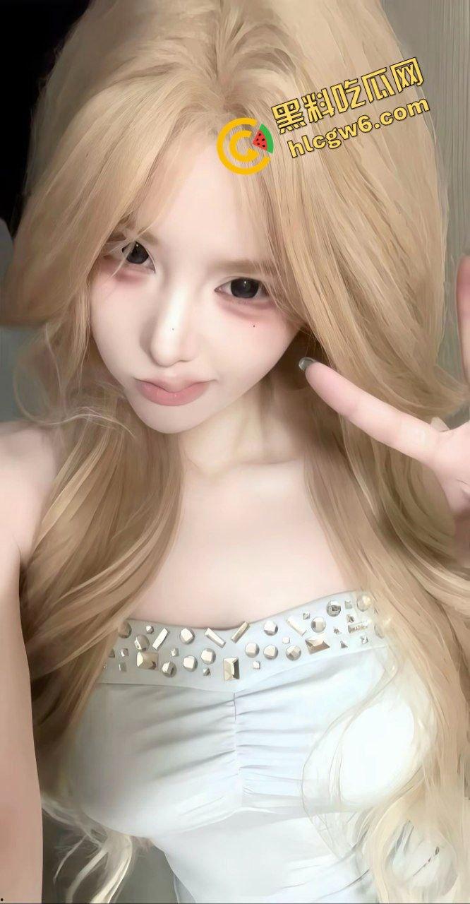 抖音极品御姐脸黄发反差小网红『日记』淫荡大奶自拍 与多金大哥激情爆操骚逼!原创流出曝光!-5