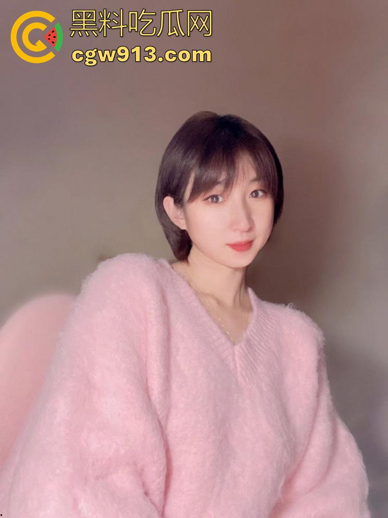 曝光辽宁营口人妻【迟媛媛】,半夜户外找陌生人口交,最多时曾1v7体验精液敷脸,这老公真是绿没边了!-1