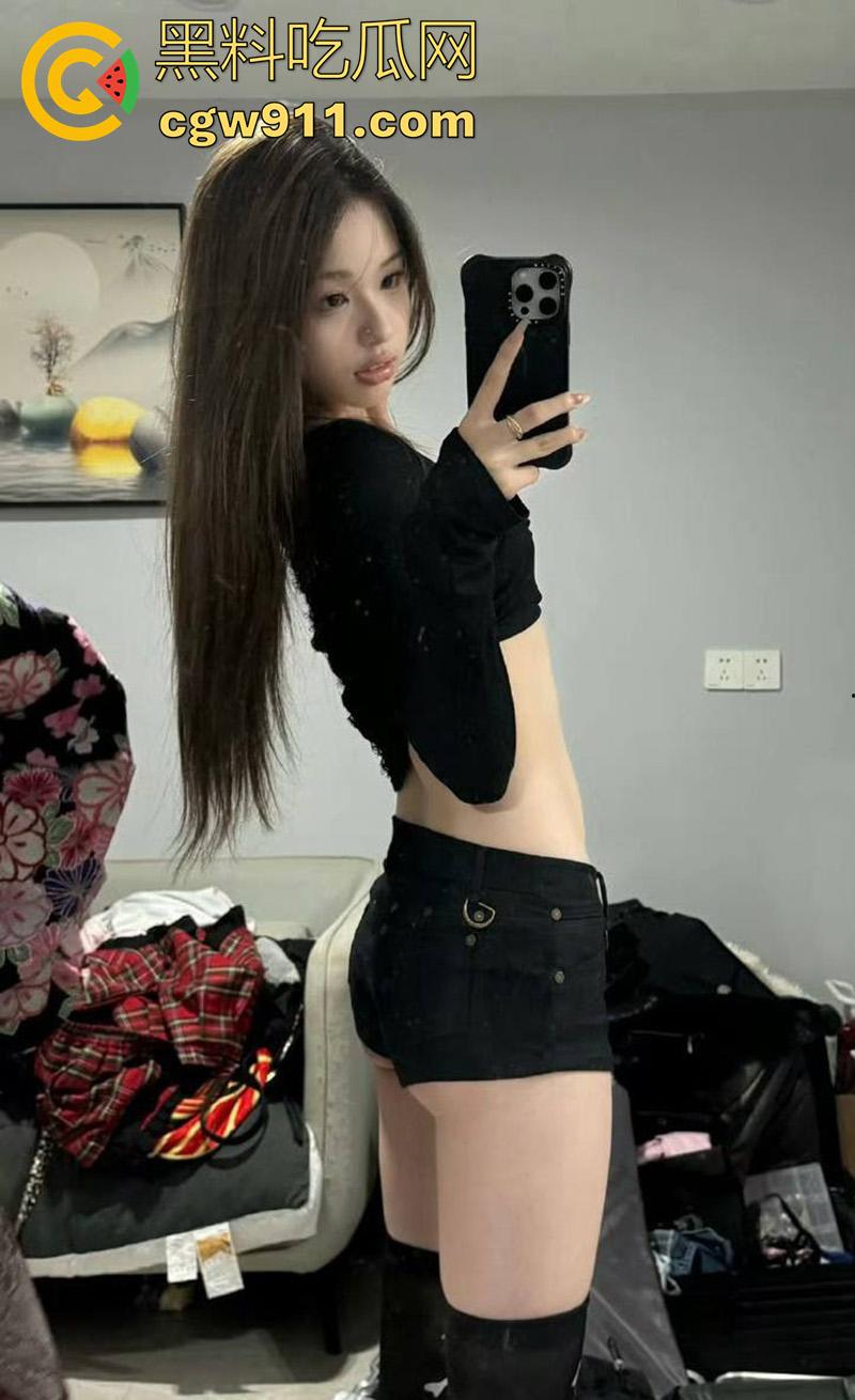 渣男投稿曝光,约炮爱大屌的人妻,颜值绝美身材一流,想回归生活不在约炮,被渣男报复曝光!-4