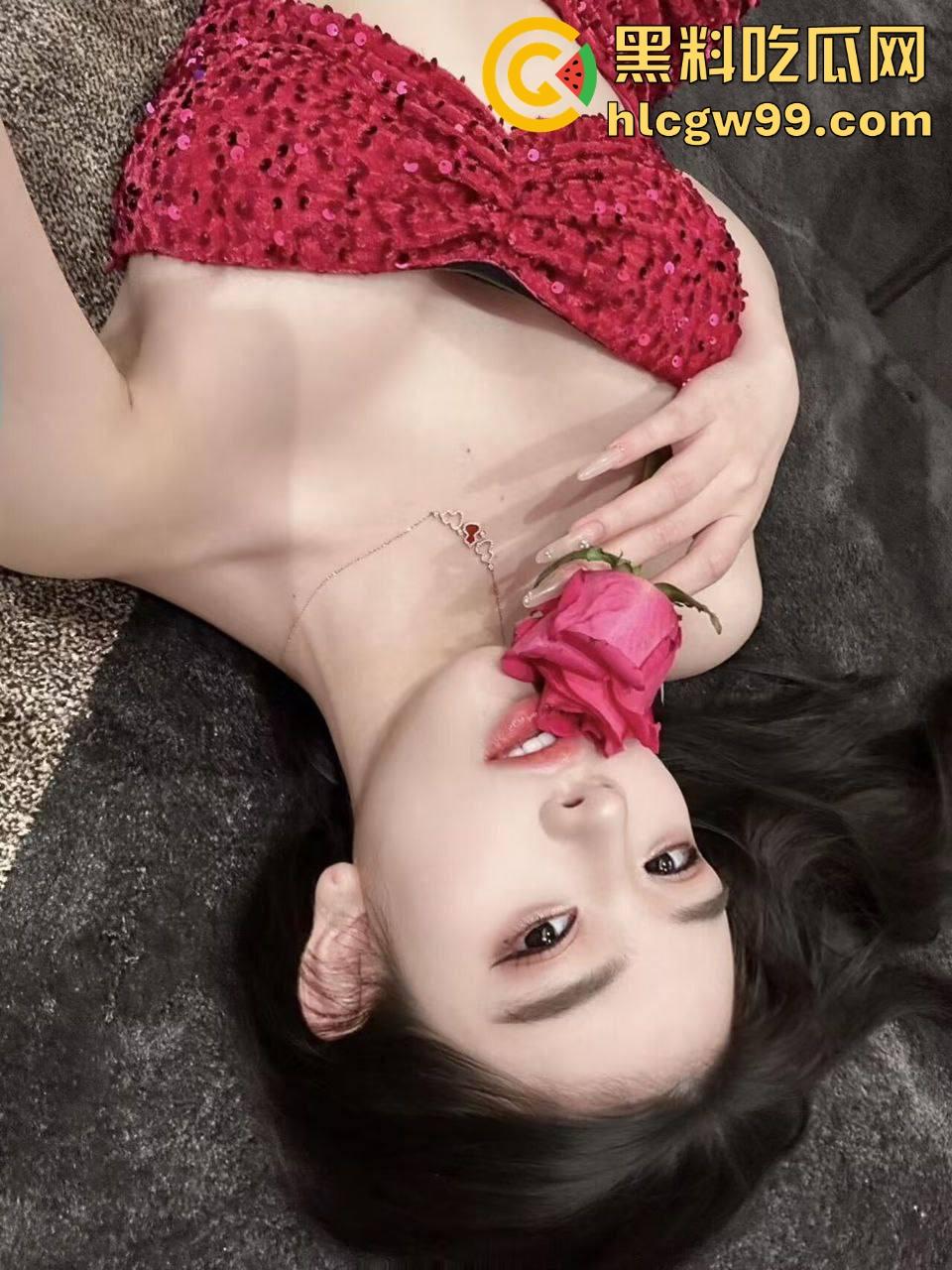 元宵节跑去跟嫂子做爱时 嫂子让我给兄弟打电话,让兄弟听嫂子的淫叫声,Ntr 兄弟还让我温柔点别打桩!-3