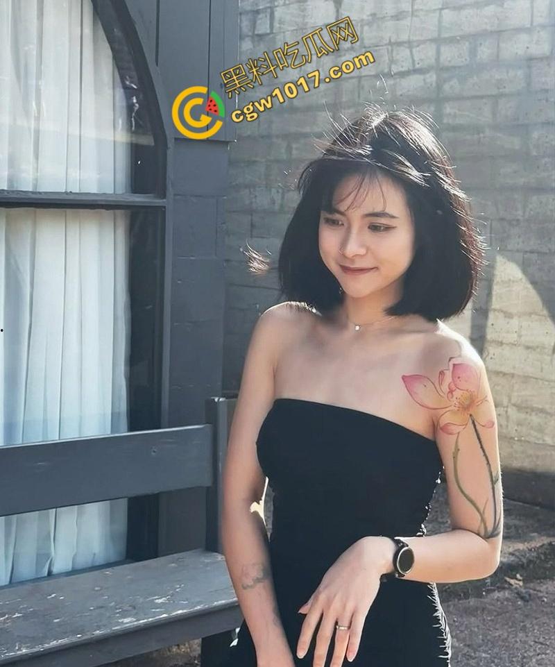 高颜值网美【李茹芸】视频曝光:粉嫩美乳深喉猛干,翘臀啪啪水声浪叫,独自手指疯狂揉捏粉穴,表情崩裂硬爆!-3