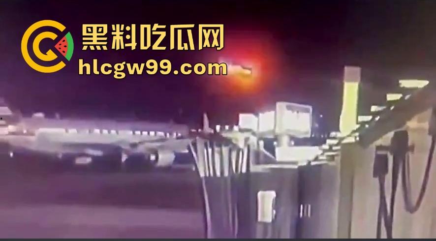 美国惊天空难,堪萨斯飞往弗吉尼亚的航班撞上美军黑鹰直升机,机上疑有高级军官!-7