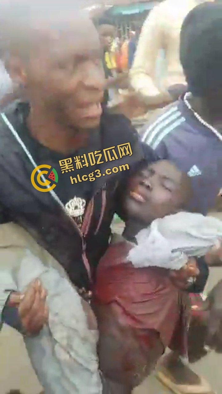 尼日利亚民众起义 因取消燃料电力补贴 爆发示威活动 政府打压抗议者致2人不幸丧生-5