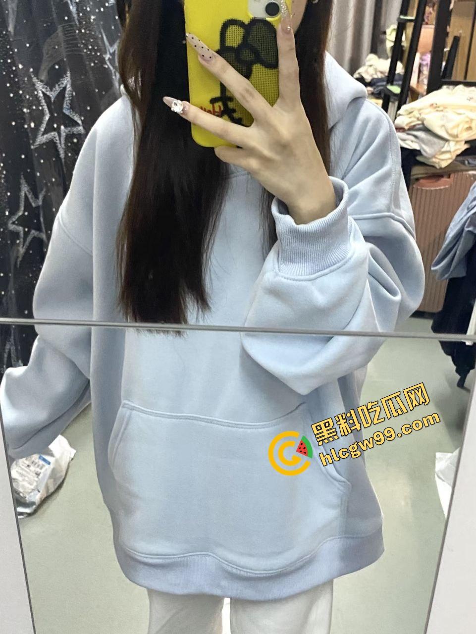 南宁第四职业反差职高妹【刘静】与精神小伙酒店刺激做爱,排队等操加油助力!独家曝光流出!-3