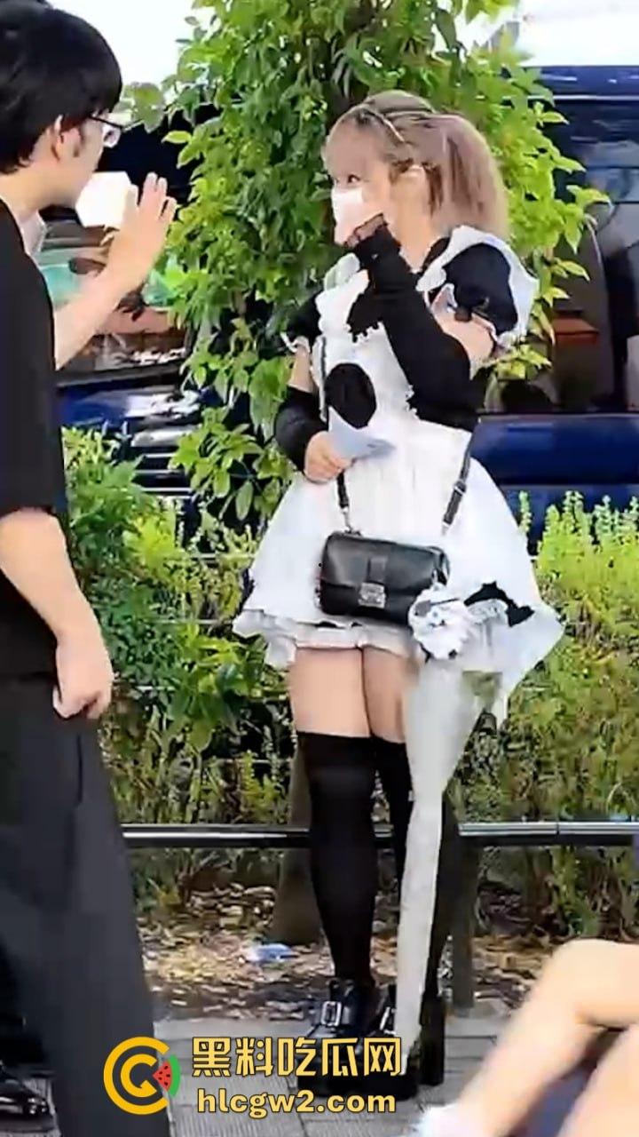 宅男天堂!实拍日本街头让人眼花缭乱的精致站街少女 多少钱可以带回家?-8