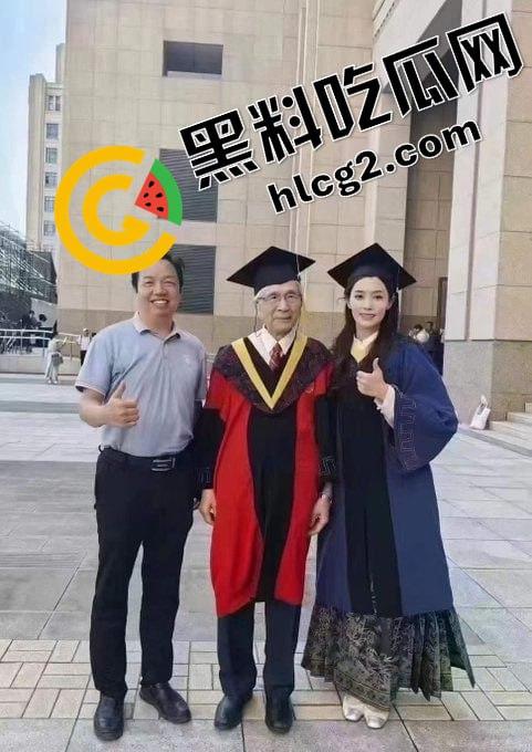 西安交通大学 李艺飞 号称学术妲己 靠上床窃取年级第一学术成果 被曝与导师有不正当关系!-2