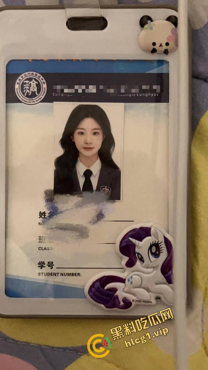 常平高级中学清纯少女『宁瑶瑶』刚步入大学 就被学长约去酒店爆操 射了一屁股！-1