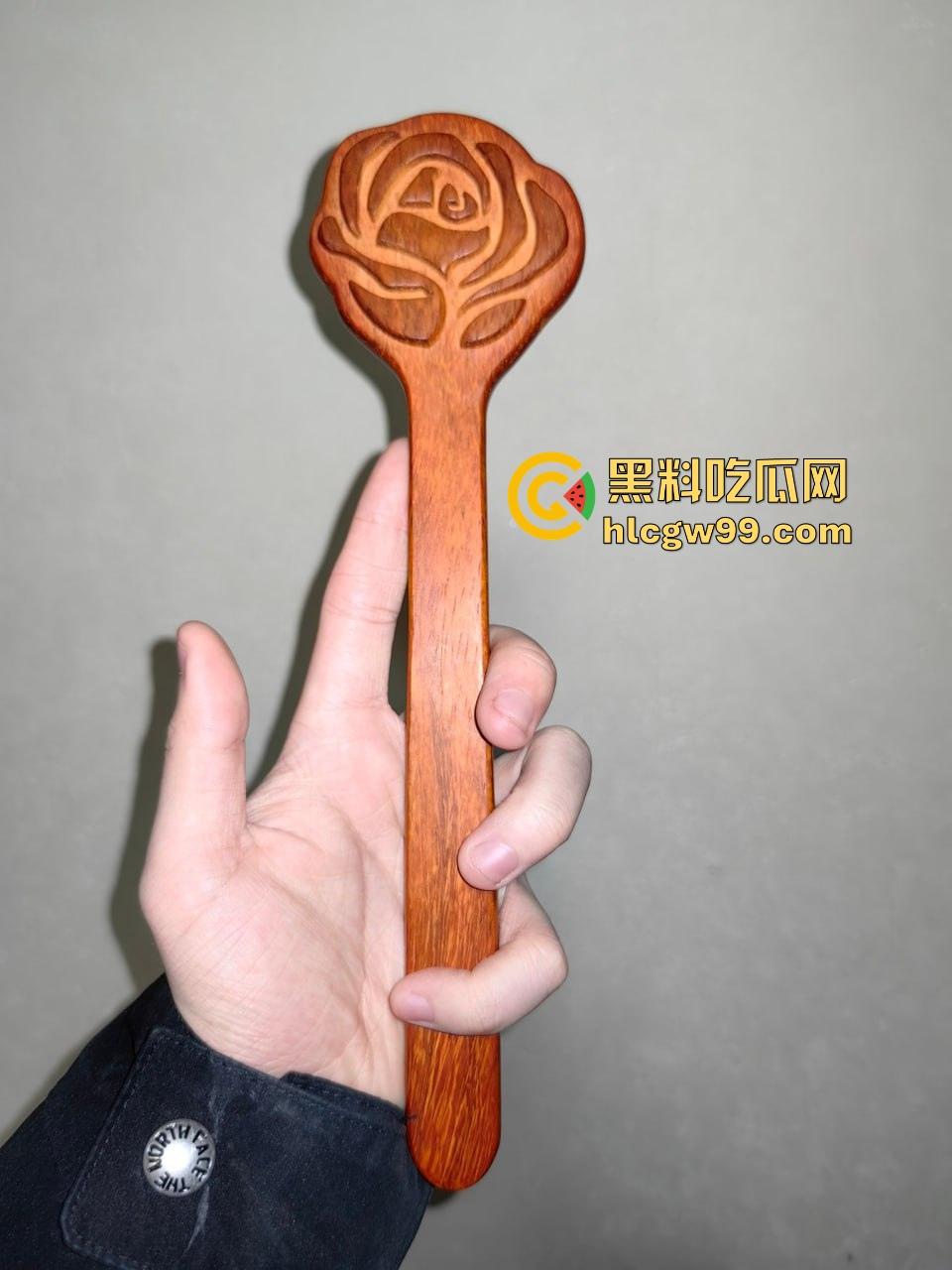 在校男大第二弹，男大生调教界教父，专攻女大学生和年轻女教师，一个月换一个，堪称约啪界劳模！-20