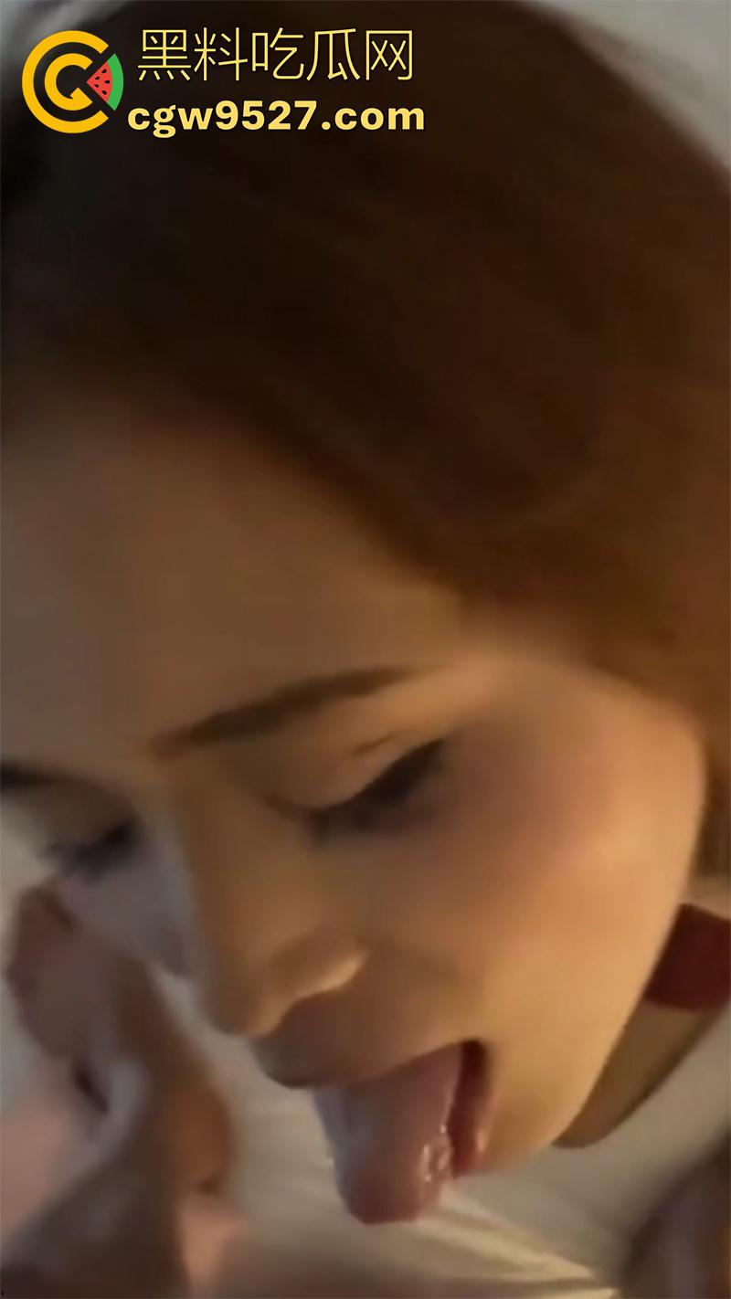 抖音女网红【刘紫怡】,模特身材大长腿超诱人,三亚酒店淫乱狂欢,黑丝勾魂浪叫不断,嫩穴被猛操高潮连连!-10