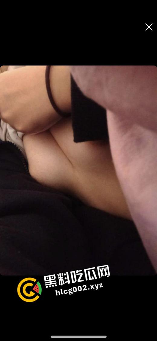 超级真实台湾高中生发春自拍 还在发育的小胸脯 巨嫩的小穴抠出小珍珠-5