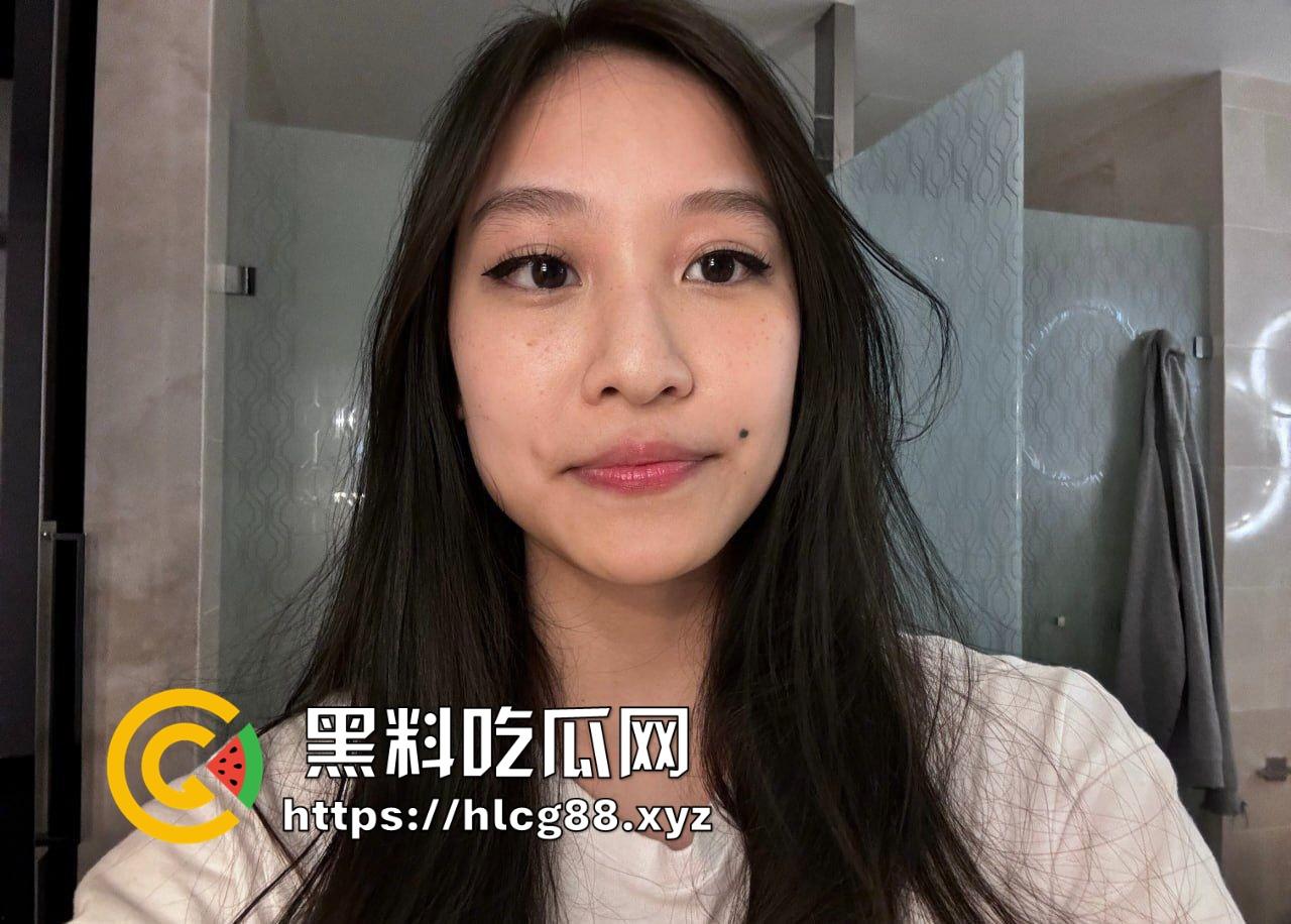 上海发情骚婊『宋义可』浪得鸡巴硬断，床上淫货扭腰喷话，操得嗷嗷乱吼，骚语狂飙逼水淹床！-6