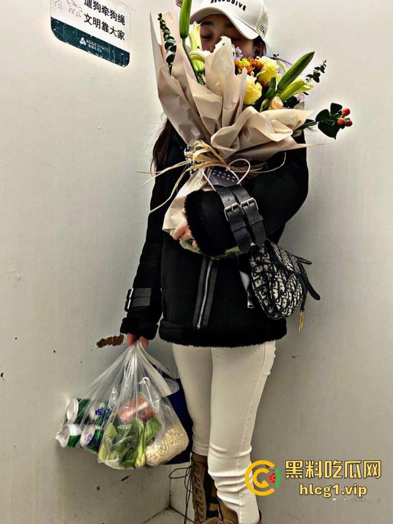 瓜友曝光极品女友 【张佳】 骚货一插就原形毕露骚得一逼 附生活照！-6