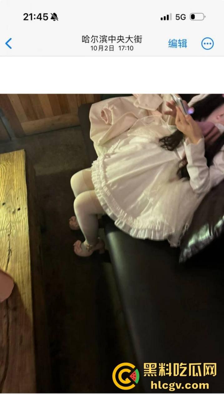 哈尔滨约炮大神 国庆节期间开房轮操数女 鸡巴都磨细了！-5