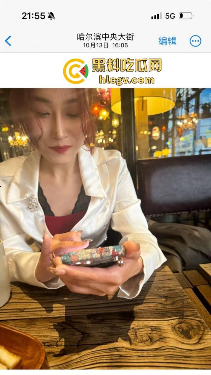 哈尔滨约炮大神 国庆节期间开房轮操数女 鸡巴都磨细了！-10