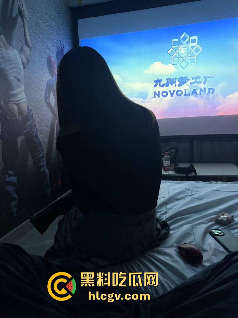 哈尔滨约炮大神 国庆节期间开房轮操数女 鸡巴都磨细了！-32