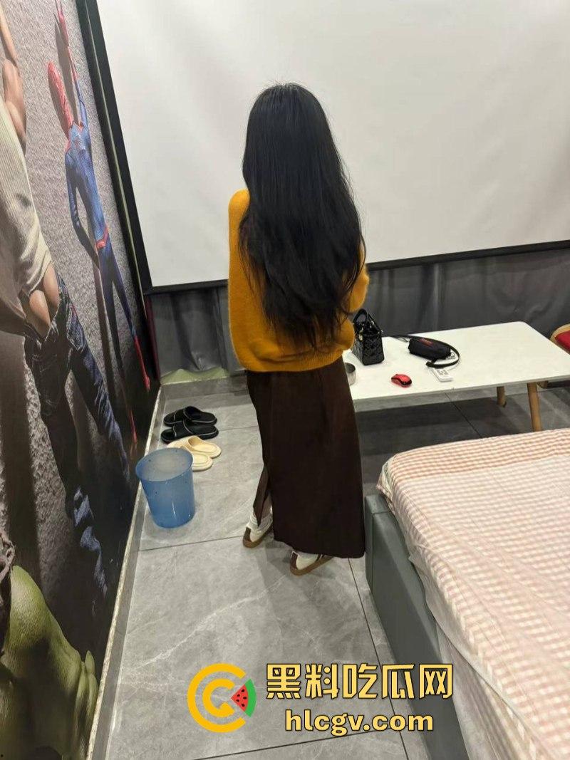 哈尔滨约炮大神 国庆节期间开房轮操数女 鸡巴都磨细了！-37