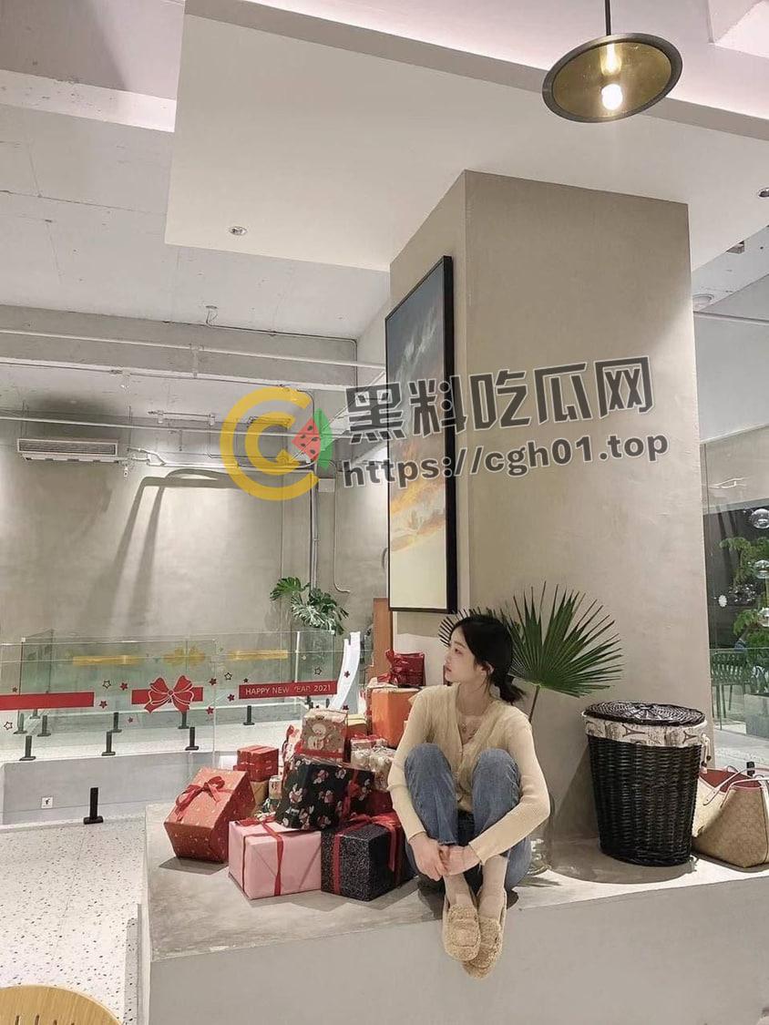 上海富家千金的反差时刻 粉色魅魔纹身下的淫荡娇娃  渣男流出最全整理-3