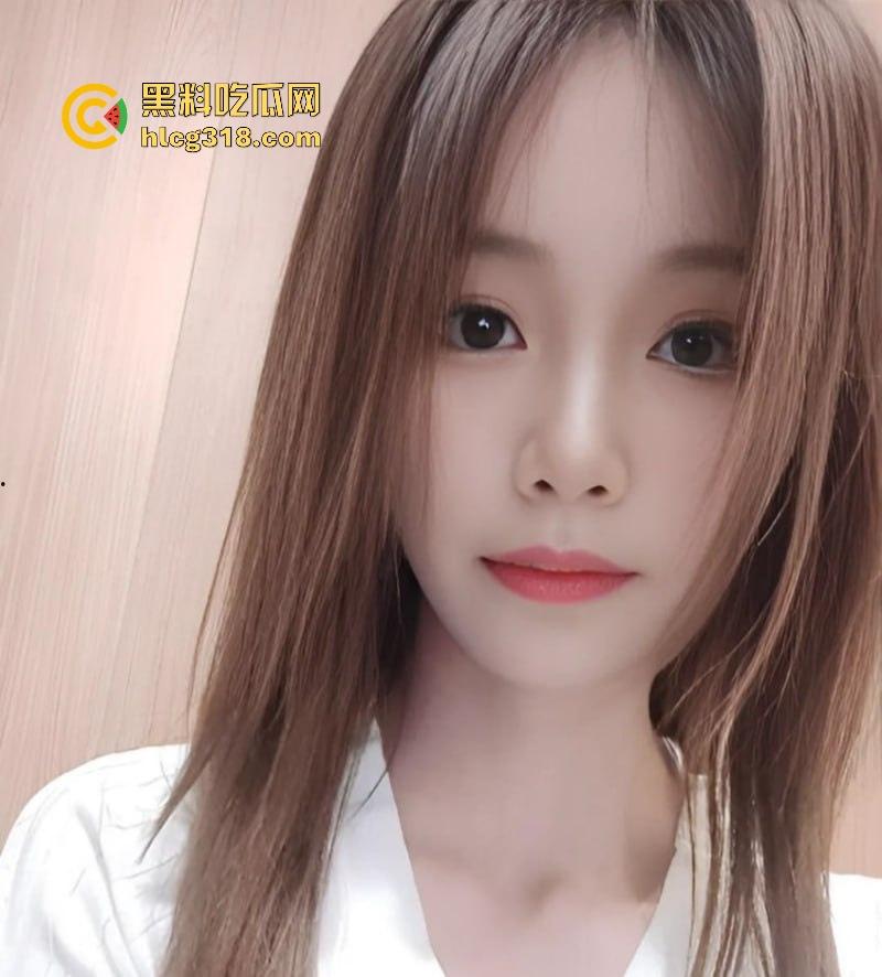 重庆高颜值美女【齐娇琪】极品尤物私拍流出，极品反差御姐露脸口交，性感身材粉嫩乳头骚穴惹火撩人！-2