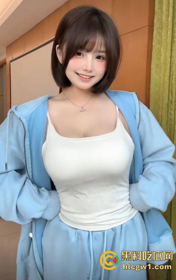 B站福利姬【凹兔嫚】翻车！火锅炖兔仔舰长福利曝光，童颜巨乳狼友直呼顶不住！-5